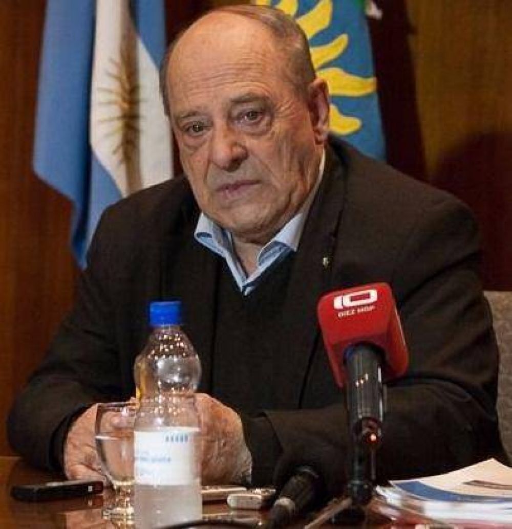 Nueva baja: Arroyo ech� a funcionario elegido por Cinto