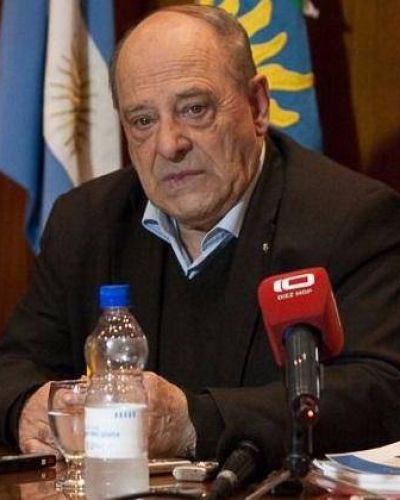 Nueva baja: Arroyo ech� a funcionario elegido por Cinto