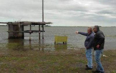 Rivadavia, Carlos Tejedor y Trenque Lauquen en alerta por desbordes