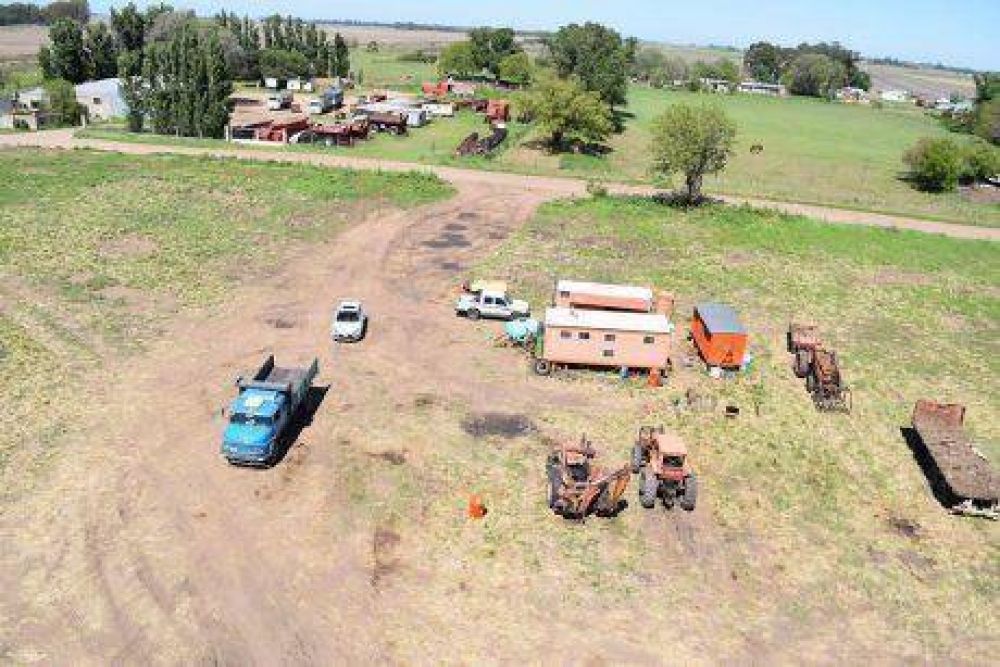 Avanza el desmonte de 11 hect�reas en terreno de Pellegrini donde se construir�n 100 viviendas