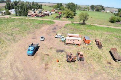 Avanza el desmonte de 11 hect�reas en terreno de Pellegrini donde se construir�n 100 viviendas