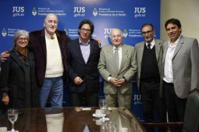 Ministro de Justicia recibió a representantes de la comunidad árabe islámica argentina
