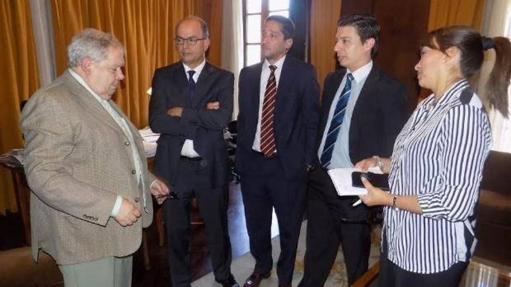 Reuni�n entre Seguridad y la Corte