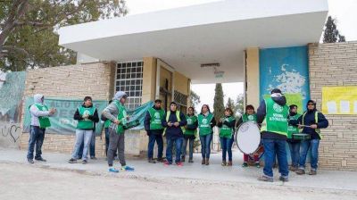 Se reactiva el plan de lucha en el cementerio local