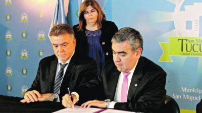 Duras cr�ticas de Alfaro contra el Gobierno provincial