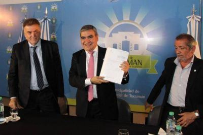 El municipio capitalino y la Naci�n acordaron obras por $ 190 millones para zonas vulnerables