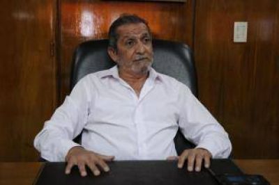 El presidente del Concejo dice que �ni loco� pagar�a un boleto a $ 13