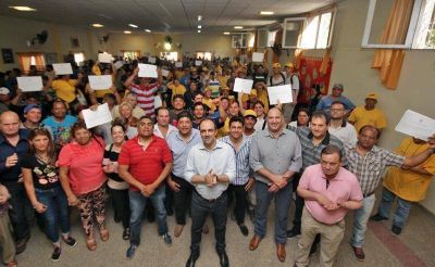 Entregaron certificados a cooperativas y asociaciones