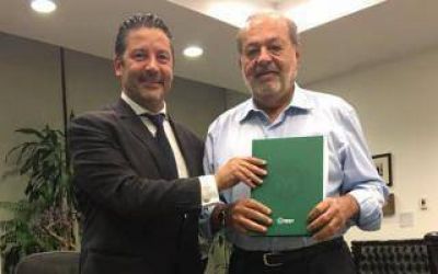 El Intendente de Merlo se reuni� con el empresario Carlos Slim en M�xico