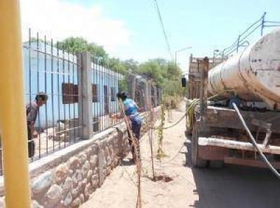 Podr�an comenzar a reparar el equipo de bombeo en Tinogasta