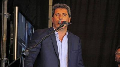 U�ac: �El mercado interno no est� fortalecido, por eso debemos generar nuevos�