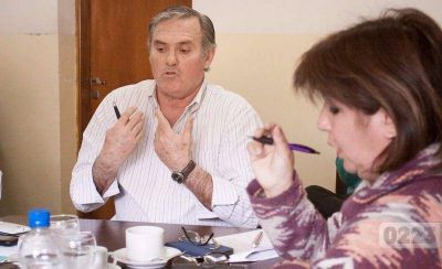 Sin el apoyo de la UCR, avanza la designaci�n de Leitao en el Emsur