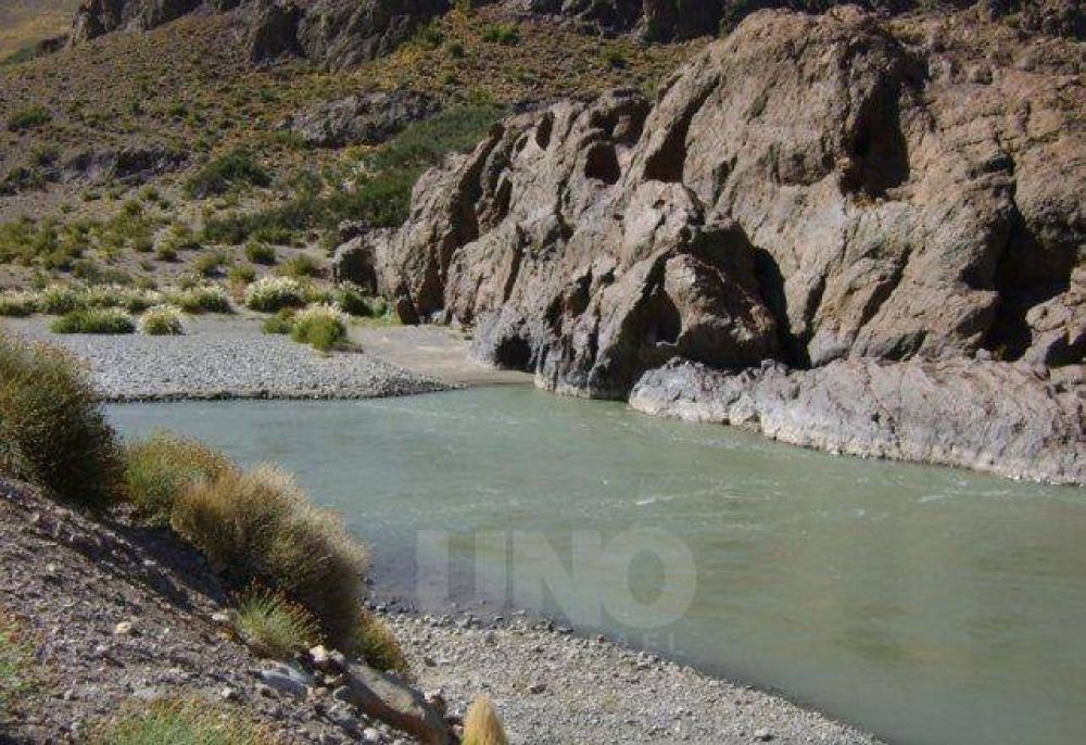 Cornejo aclar� que el art�culo que La Pampa impuso en el Presupuesto no afecta a Portezuelo