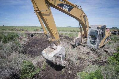 SE REALIZAN TRABAJOS EN DISTINTOS SECTORES CON PERSONAL MUNICIPAL