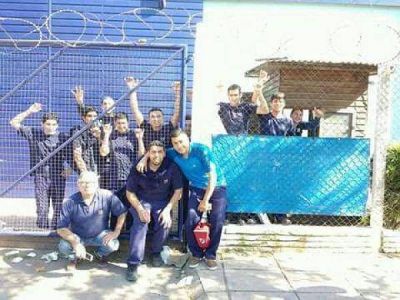 Despidos y paro en repudio en la gr�fica Quality Argentina de San Fernando