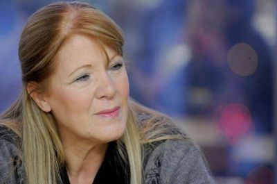 Stolbizer, Carri� y Oca�a, las tres mosqueteras