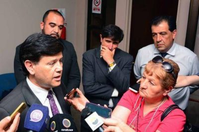 �Lo �nico que nos preocupa es mejorar la vida de la poblaci�n y defender el empleo�