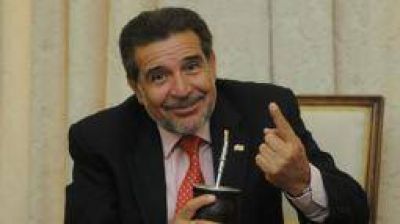 PJ. Con Beder a la cabeza, presentan lista de unidad