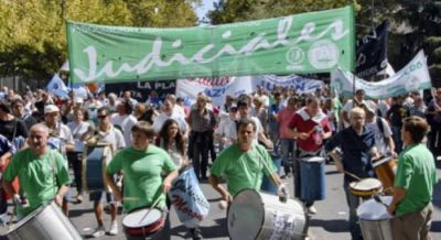 El mandato local de judiciales es parar otro d�a esta semana