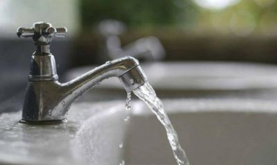 Piden analizar el agua en cada uno de los barrios de La Plata