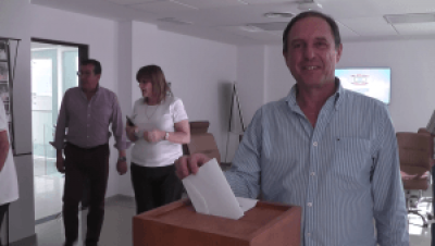 APSE ejerci� su derecho y emiti� su voto