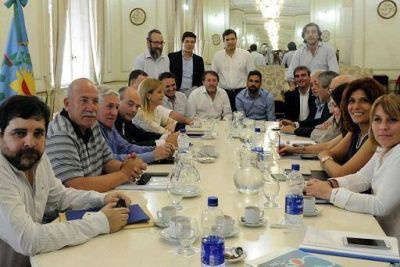 El peronismo unido de cara al presupuesto bonaerense 2017