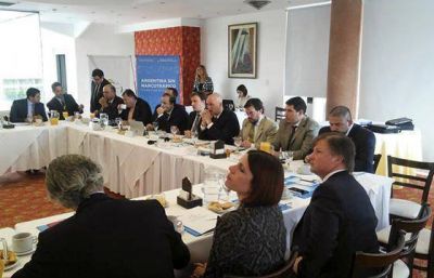 Provincia y Naci�n evaluaron recursos e infraestructura de la frontera norte