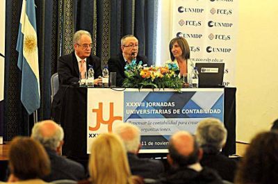 Comenzaron en el hotel Provincial las jornadas universitarias de contabilidad