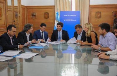 Santa Luc�a recibi� $75 millones para invertir en infraestructura