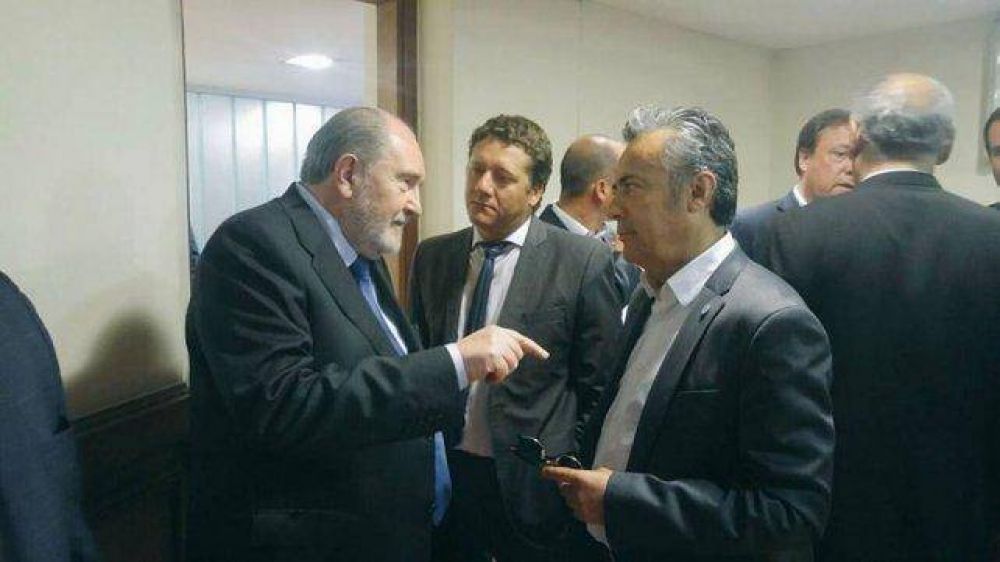 Mendoza consigui� el aval para construir Portezuelo del Viento