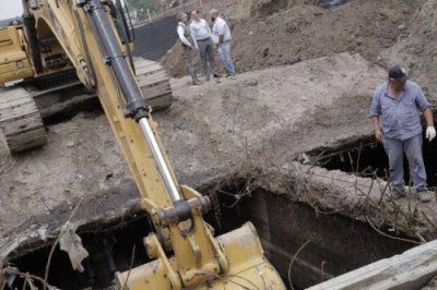 Mart�n en el Gal�ndez: �Es una obra clave contra la inundaciones�