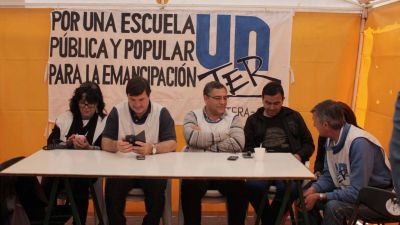 UnTER Central respondi� cr�ticas de la seccional Cipolletti