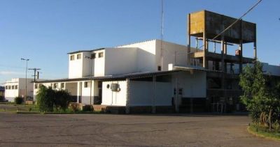 Al borde del cierre, Frigor�fico General Acha recorta empleos con retiros voluntarios
