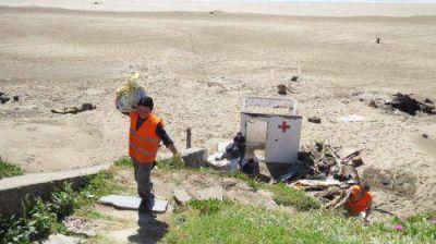 El municipio retir� m�s de 6 toneladas de basura de una playa
