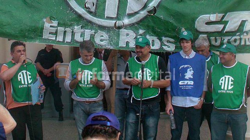 ATE Entre R�os reclam� bono de fin de a�o y emergencia en violencia de g�nero