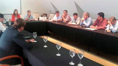 Varisco acord� con funcionarios nacionales mejoras para la capital entrerriana