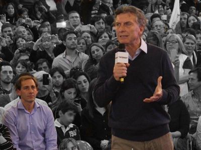 Defensor ciudadano: Macri levant� el tel�fono y le pidi� a Garro por Carolina Barros Schelotto