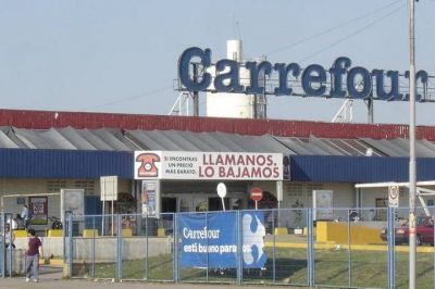 Denuncian despidos y persecuci�n sindical a camioneros de Carrefour