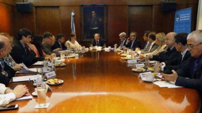 Ministros de Salud afianzan estrategias contra el dengue