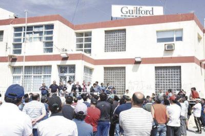 Alrededor de 50 trabajadores de Guilford podr�n jubilarse de manera anticipada