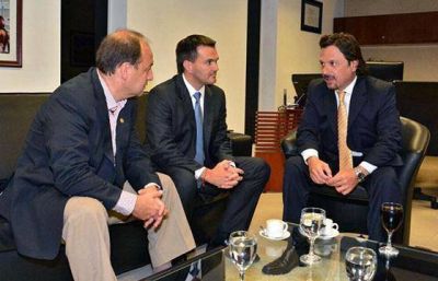 El ministro Rodr�guez y el intendente S�enz hablaron sobre obras para la ciudad