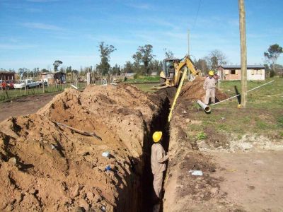 OSSE extendi� redes de agua y cloaca en Florentino Ameghino
