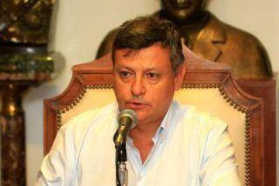 Cerrar el a�o sin d�ficit fiscal y financiero, objetivos del gobierno