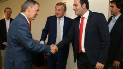 Schiaretti recibi� a Rattazzi y al nuevo CEO de Fiat-Chrysler