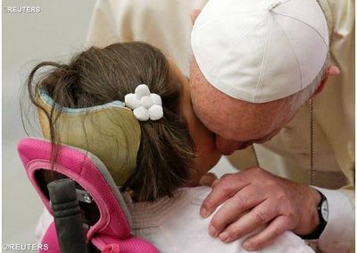 Papa: enfermedades raras y olvidadas, solidaridad y generosidad con toda persona
