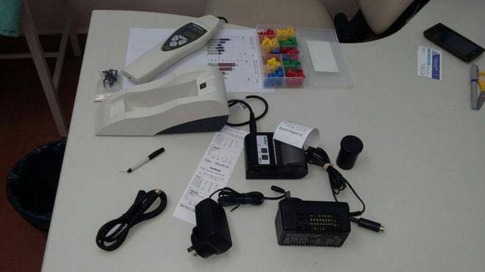 Entregaron aparatolog�a para estudios neonatales al Pirovano