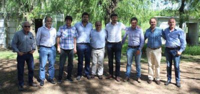 Jefes comunales de la secci�n recibieron a funcionario nacional