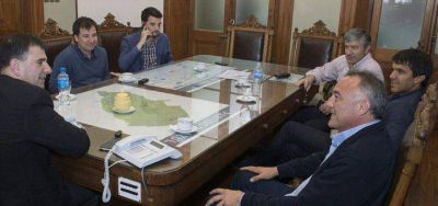 Barrag�n y Bertellys se reunieron en Azul
