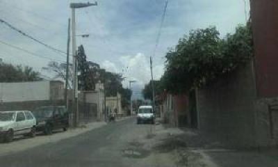 Vecinos chacareros piden urgente repavimentaci�n