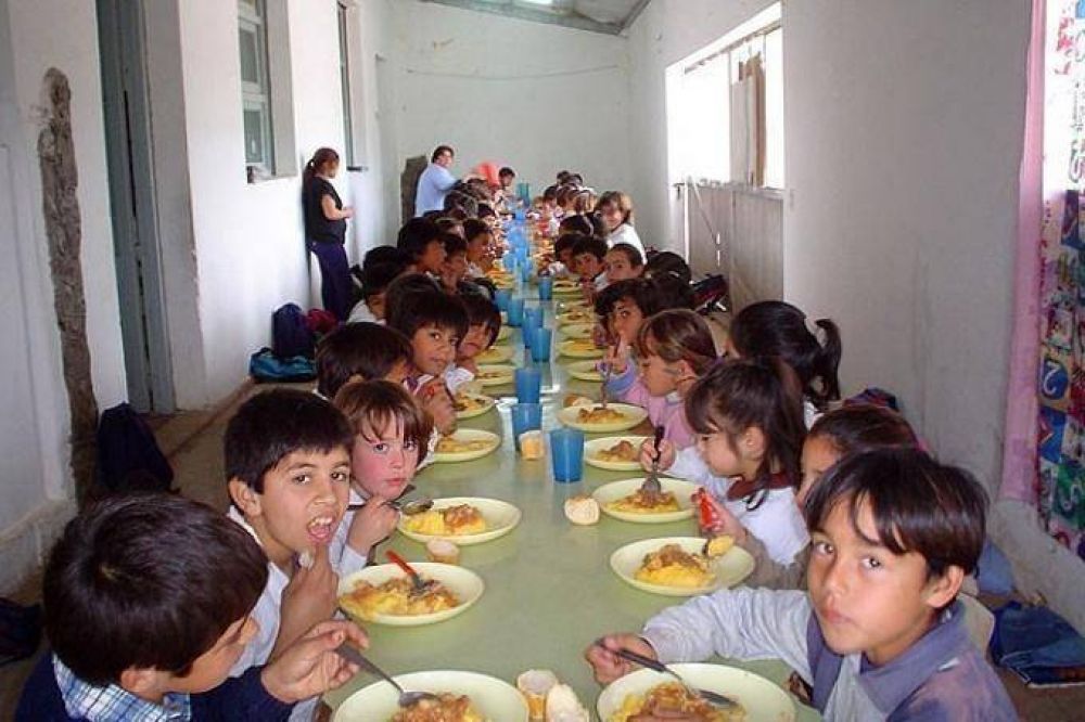 Señalan que los comedores escolares en la Provincia generan “procesos de malnutrición”